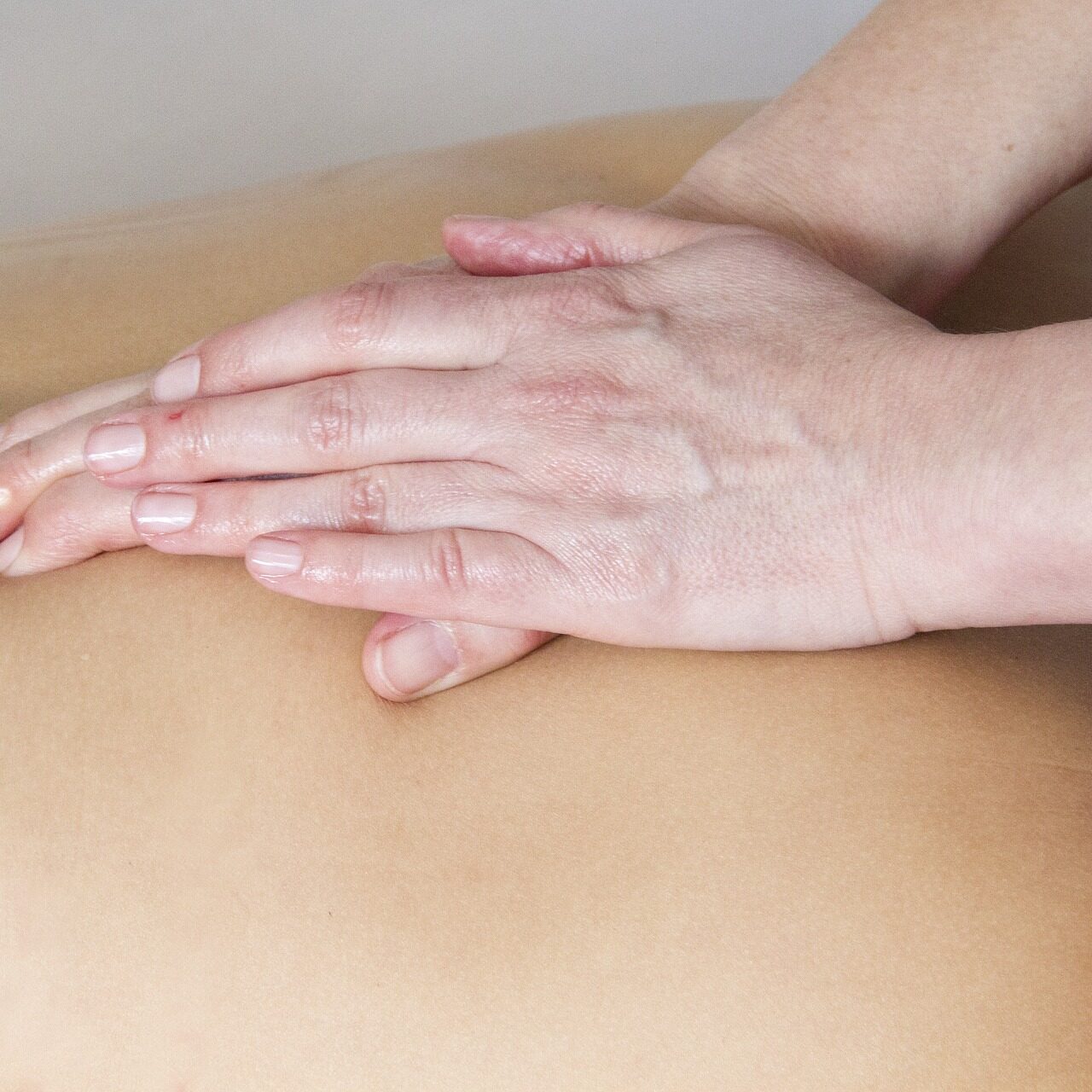 Therapeutic Massage, craniosacral therapy, low back pain, headaches, migraines, neck pain, energy work, reiki